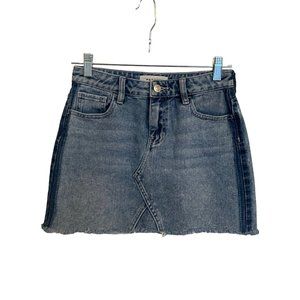 PACSUN JEAN MINI SKIRT SIZE 24 FRAY‎ HEM BLUE  DARK BLUE SIDES
